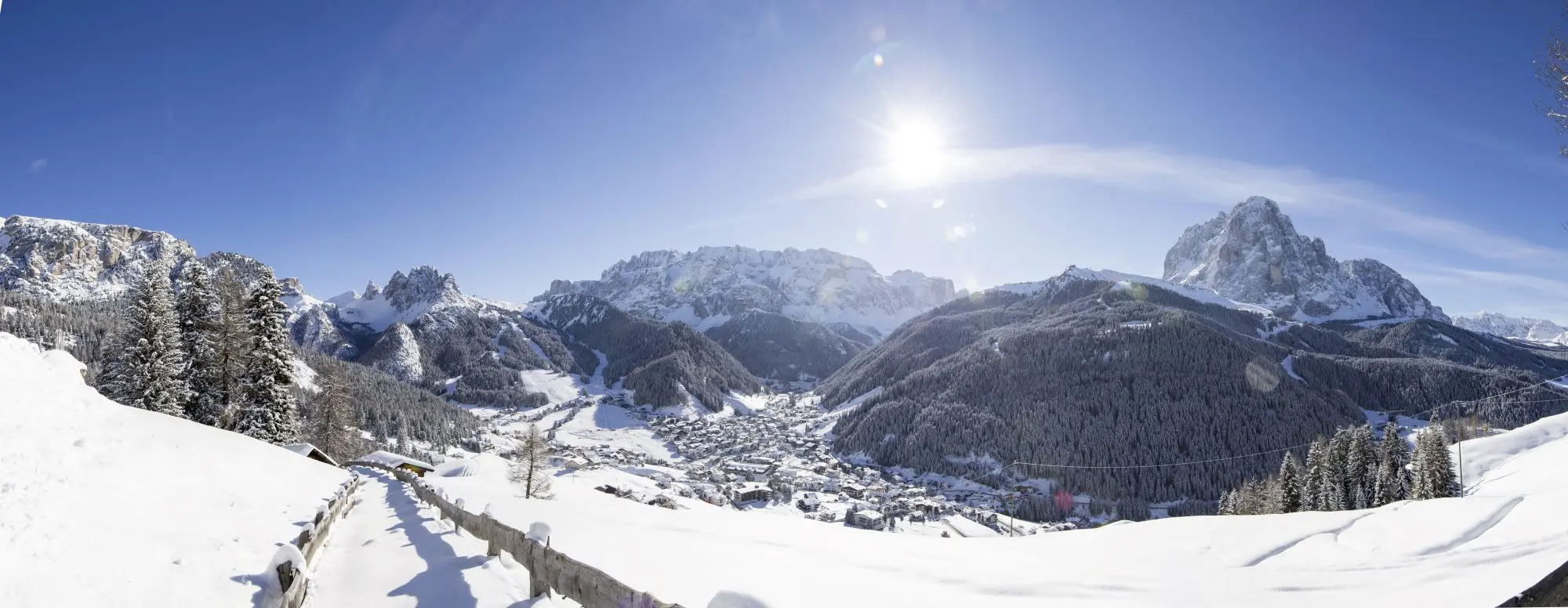 https://www.ski-i.com/Selva Val Gardena in Winter ©DOLOMITES Val Gardena Wolkenstein