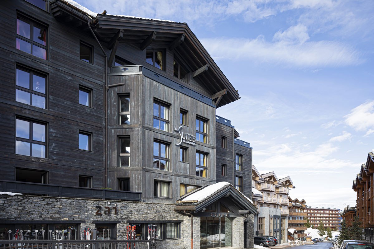 Les Suites de la Potinière Courchevel - Hotel exterior with resort views